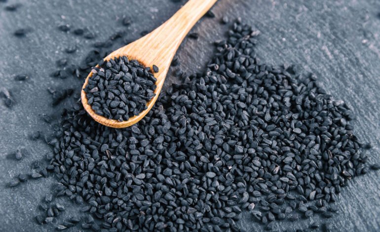 Black Caraway Seeds For Fat Reduction and Slimming
